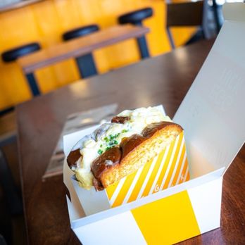 Egg Tuck - Interior ambience - Coffee & Tea Near Me - Gardena, California