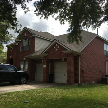 Anderson Restoration - the exterior of this home - Roofing Near Me - Waller, Texas Anderson Restoration - the exterior of this home - Roofing Near Me - Waller, Texas