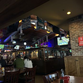 Clearman's Galley - Inside - American Near Me - San Gabriel, California