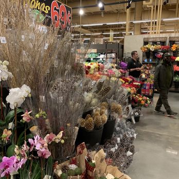 Wegmans - Florist - Grocery Near Me - Brooklyn, New York