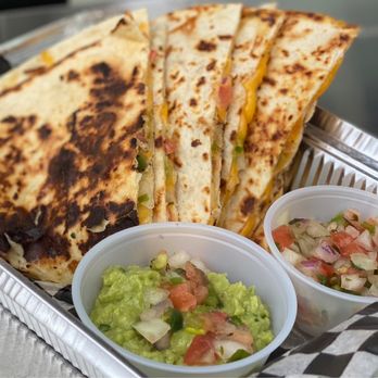 Vaz & Mac Tex-Mex - quesadilla and guacamole - Food Trucks Near Me - Malden, Massachusetts Vaz & Mac Tex-Mex - quesadilla and guacamole - Food Trucks Near Me - Malden, Massachusetts