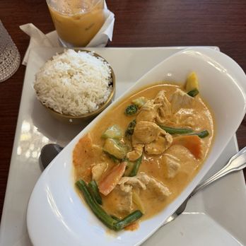 Charm Khao - Panang curry with chicken - Thai Near Me - Staten Island, New York Charm Khao - Panang curry with chicken - Thai Near Me - Staten Island, New York