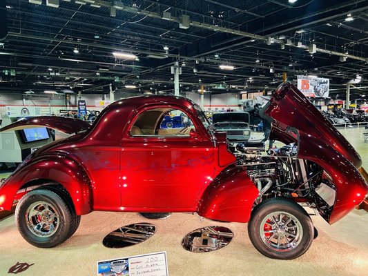 Donald E. Stephens Convention Center by null