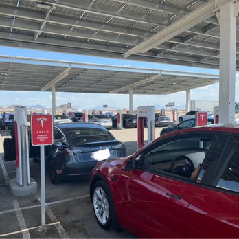 Tesla Supercharger - Baker - Lots of Teslas and Superchargers - EV Charging Stations Near Me - Baker, California Tesla Supercharger - Baker - Lots of Teslas and Superchargers - EV Charging Stations Near Me - Baker, California