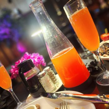 The Park at 14th - Strawberry Lemon Mimosa - Bars Near Me - Washington, DC, District of Columbia