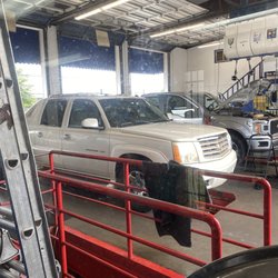 Lightning Lube - Getting oil change