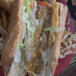 Papa Pasquales Pizzeria - Fish sandwich