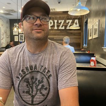 Beto's Pizza - Pizza Near Me - Pittsburgh, Pennsylvania