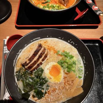 RAMEN-SAN - Upper: fried chicken kimchi Lower: 10-hour aged tonkatsu ramen - Ramen Near Me - Chicago, Illinois RAMEN-SAN - Upper: fried chicken kimchi Lower: 10-hour aged tonkatsu ramen - Ramen Near Me - Chicago, Illinois