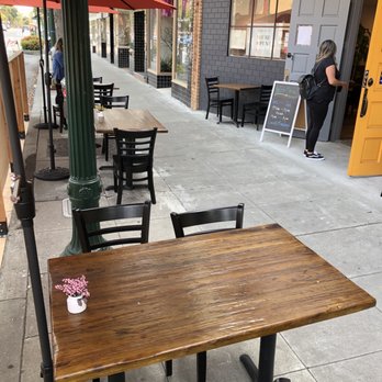 Bhan Mae Vane - Outdoor Dining! August 30, 2020 - Thai Near Me - Alameda, California