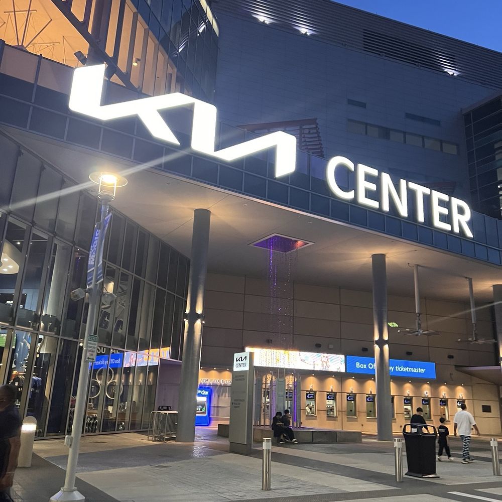 Kia Center - Kia center entrance - Stadiums & Arenas Near Me - Orlando, Florida Kia Center - Kia center entrance - Stadiums & Arenas Near Me - Orlando, Florida