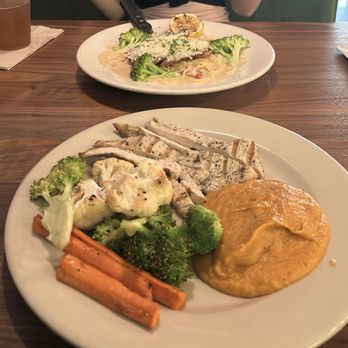 bellagreen - New American Near Me - Houston, Texas