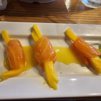 Genki Japanese Cuisine - Salmon mango appetizer - Japanese Near Me - Hamden, Connecticut Genki Japanese Cuisine - Salmon mango appetizer - Japanese Near Me - Hamden, Connecticut