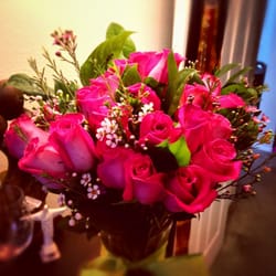 Found this place in Linda Vista. Surprised how cheap the roses were. 2 dozen roses to brighten my girls day.