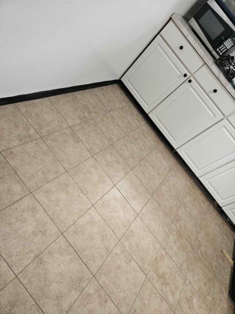 Slide of Xclusive Homes