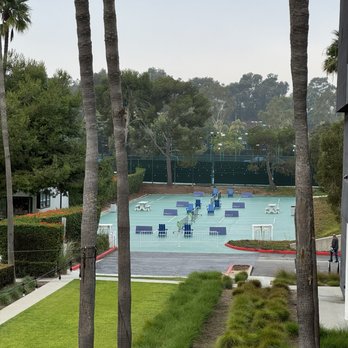 westdrift Manhattan Beach, Autograph Collection - Pickleball court - Hotels Near Me - Manhattan Beach, California westdrift Manhattan Beach, Autograph Collection - Pickleball court - Hotels Near Me - Manhattan Beach, California