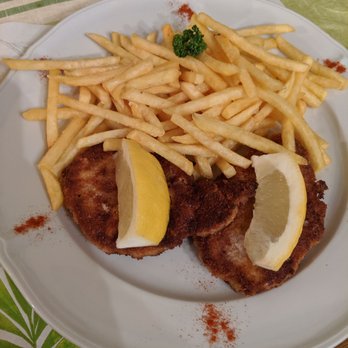 Limi-Hütte - Schnitzel - Swiss Food Near Me - Hünenberg, ZG Limi-Hütte - Schnitzel - Swiss Food Near Me - Hünenberg, ZG
