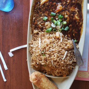 Liang's Garden Restaurant - Shrimp with lobster sauce - Chinese Near Me - Lansing, Illinois