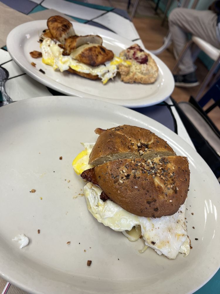 LOVE HEART’S BAKERY Updated October 2024 16 Photos & 33 Reviews 583B Bantam Rd, Litchfield