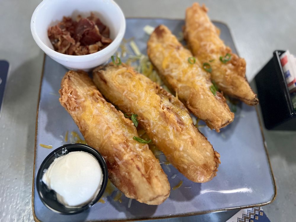 KaiLokis Restaurant And Bar         