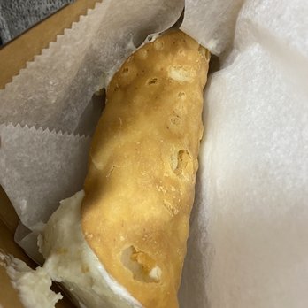 Mike's Pastry - Ricotta Plain Cannoli - Bakeries Near Me - Boston, Massachusetts Mike's Pastry - Ricotta Plain Cannoli - Bakeries Near Me - Boston, Massachusetts