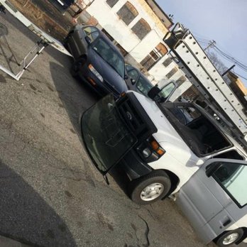 Immediate Auto Glass - Auto Glass Services Near Me - Everett, Massachusetts