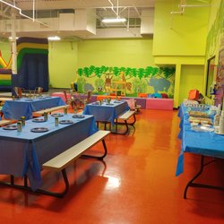 DinoDash Indoor Playground
