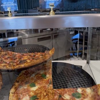 Metro Sliceteria - Pizza Near Me - Las Vegas, Nevada Metro Sliceteria - Pizza Near Me - Las Vegas, Nevada