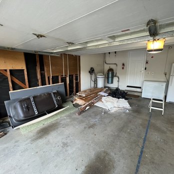 Montoya's Junk Removal - Big pile of junk - Junk Removal & Hauling Near Me Montoya's Junk Removal - Big pile of junk - Junk Removal & Hauling Near Me