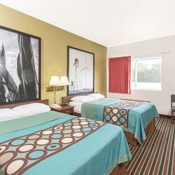 Super 8 by Wyndham Cresco IA - Guest room - Hotels Near Me - Cresco, Iowa Super 8 by Wyndham Cresco IA - Guest room - Hotels Near Me - Cresco, Iowa
