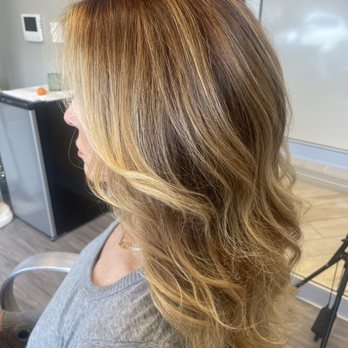 Natalie Carmichael Hairstylist - Balayge - Hair Stylists Near Me - Franklin, Tennessee Natalie Carmichael Hairstylist - Balayge - Hair Stylists Near Me - Franklin, Tennessee