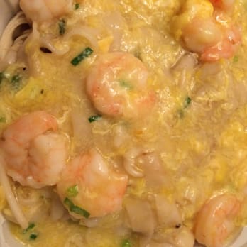 Cheung Hing Restaurant - Shrimp w scrambled egg over ho fun (gravy style). - Chinese Near Me - San Francisco, California