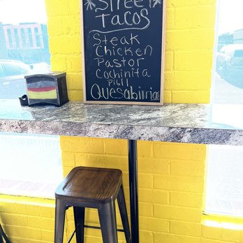 Paleteria LA Monarca - Seating area near window - Mexican Near Me - Gladstone, Missouri Paleteria LA Monarca - Seating area near window - Mexican Near Me - Gladstone, Missouri