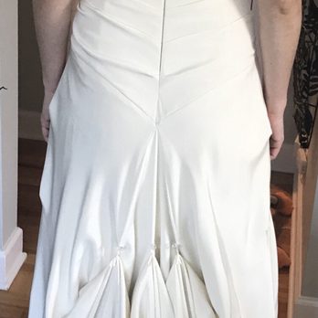 Boutique Cleaners - Susan's beautiful work! The dress looks brand new! - Leather Goods Near Me - Chicago, Illinois