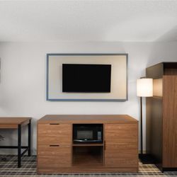 AmericInn by Wyndham Tofte Near Lake Superior - Guest room