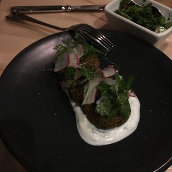Sachet - Falafel with mint yogurt - Mediterranean Near Me - Dallas, Texas Sachet - Falafel with mint yogurt - Mediterranean Near Me - Dallas, Texas