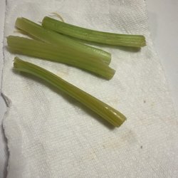 Untouchables Burgers Bakers & Pizza Makers - The celery that came with the wings was served brown.