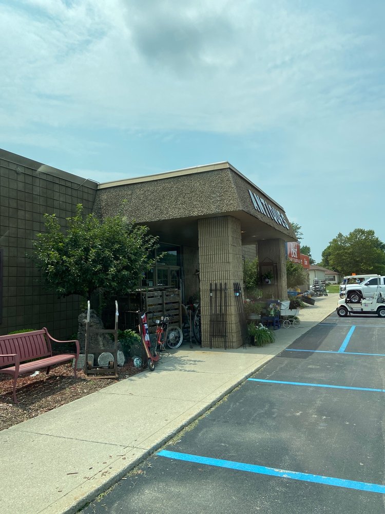 MARKLE EXIT 286 ANTIQUE MALL Updated October 2024 19 Photos & 19