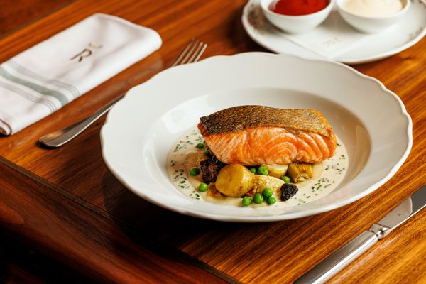 REIGN Restaurant + Bar + Bakery by null