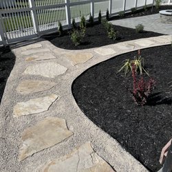 Alpine Landscapes - Desert Pearl Chat Path With Browns Canyon Super Select Flagstones