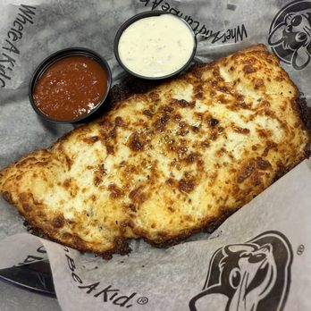 Chuck E. Cheese - Cheesy Bread - Pizza Near Me - Pasadena, California