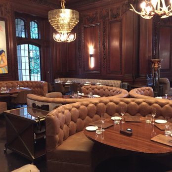Casa Loma - The Dining Room (1st floor) - Museums Near Me - Toronto, Ontario