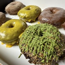 Dubai Chocolate donut takes center stage, but the other varieties were great too.