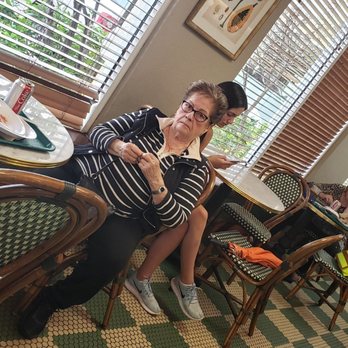 Versailles Bakery - Limited sitting area - Bakeries Near Me - Miami, Florida Versailles Bakery - Limited sitting area - Bakeries Near Me - Miami, Florida