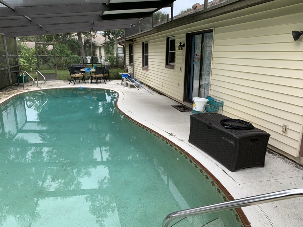 Slide of Serpa & Son’s Pressure Washing