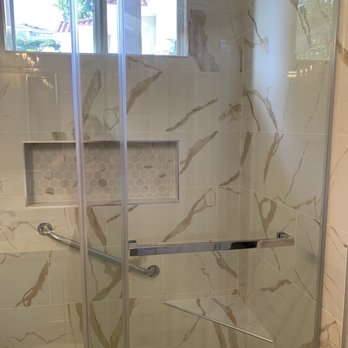 D&E Glass - Shower door - Glass & Mirrors Near Me D&E Glass - Shower door - Glass & Mirrors Near Me