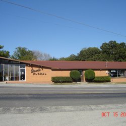 Bowie Floral & Greenhouse - "A Family Tradition"