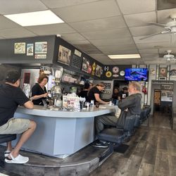 Riviera Family Restaurant - Interior / counter