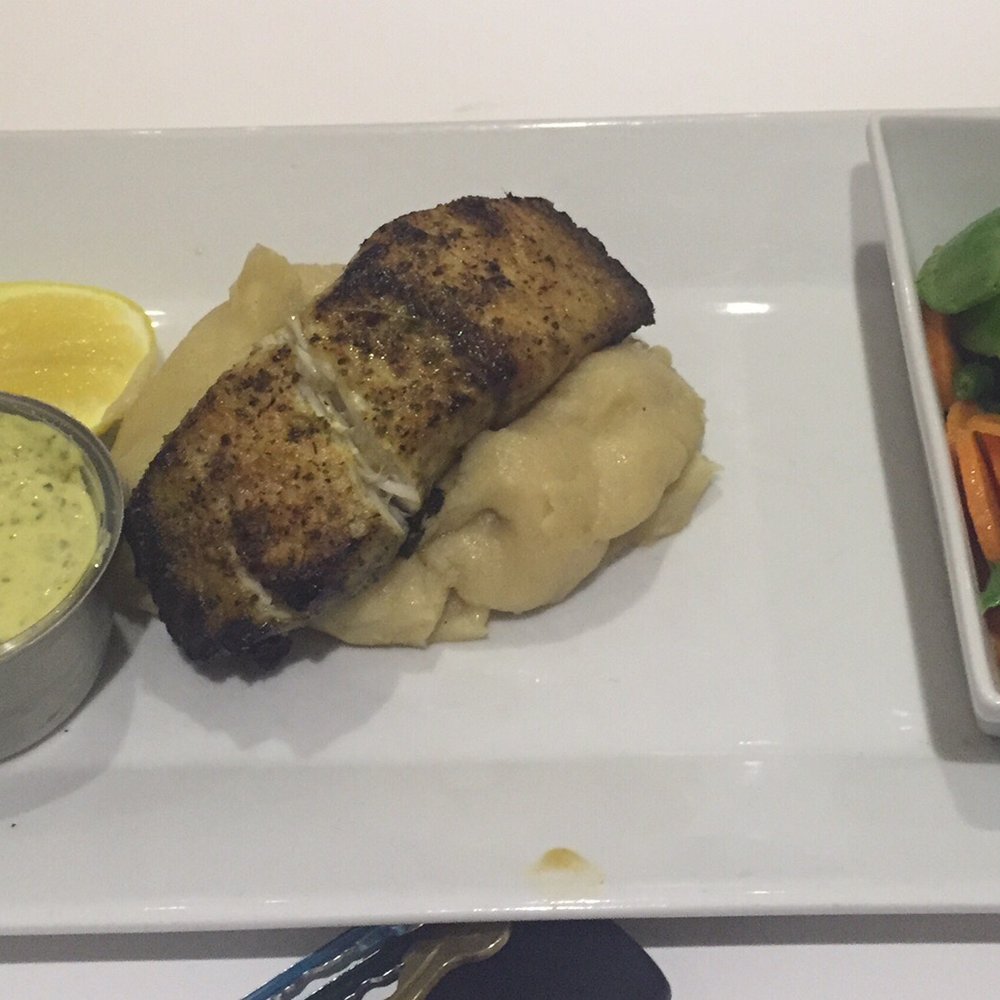 RASHAYS - North Rocks - Barramundi fillet with mash and veg - Pizza Near Me - North Rocks, NSW RASHAYS - North Rocks - Barramundi fillet with mash and veg - Pizza Near Me - North Rocks, NSW