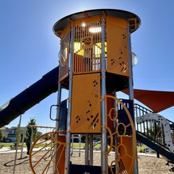 Kammerer Family Park - Tower with slides